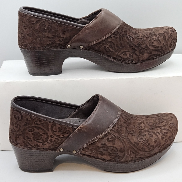 Dansko Prima brown suede leather clogs size 40 US size 9.5 / 10 - Picture 15 of 16